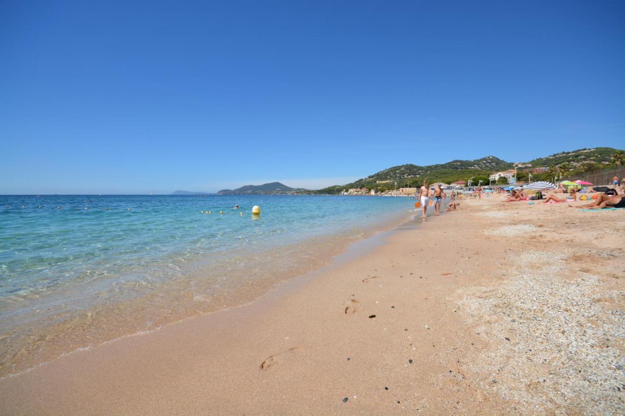 Appartamento Triplex Le Port d'Hyères-400m-CLIM/WIFI/PARKING Esterno foto