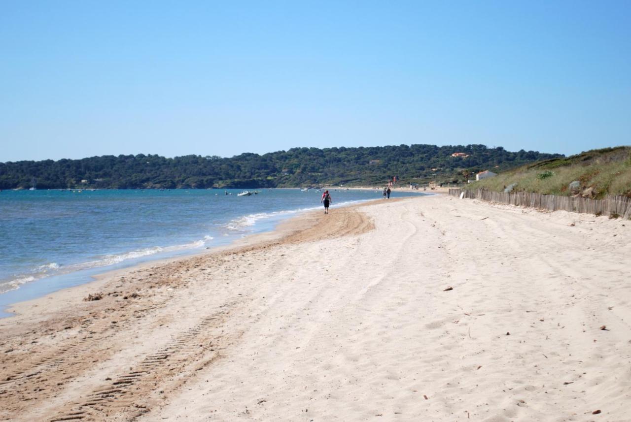 Appartamento Triplex Le Port d'Hyères-400m-CLIM/WIFI/PARKING Esterno foto